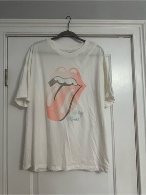 The Rolling Stones Graphic Tee - White with Pink Logo